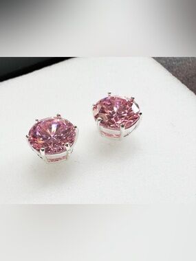 Joan Rivers 10mm White Crystal 6 Prong Stud Earrings Pink Tone Classic